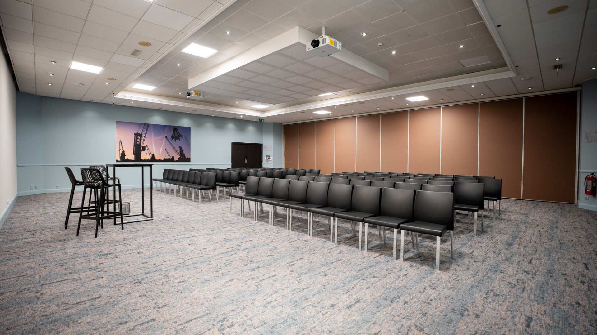 meeting room crowne plaza